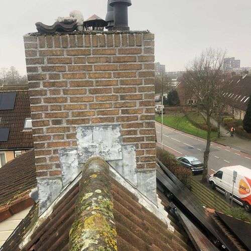 Schoorsteenrenovatie Scheemda met loodslab